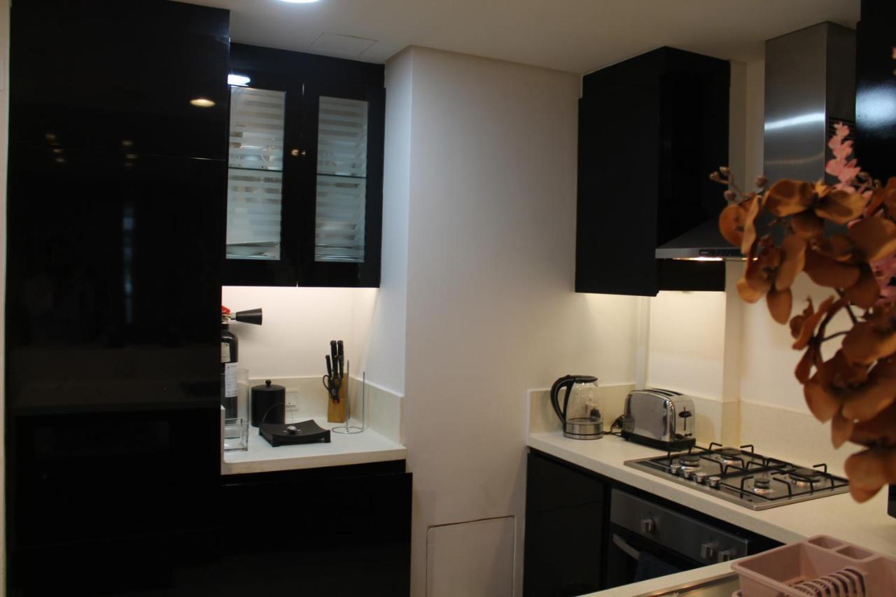 Spacious One Bedroom Close To Burj Khalifa, Mall In Business Bay شقة