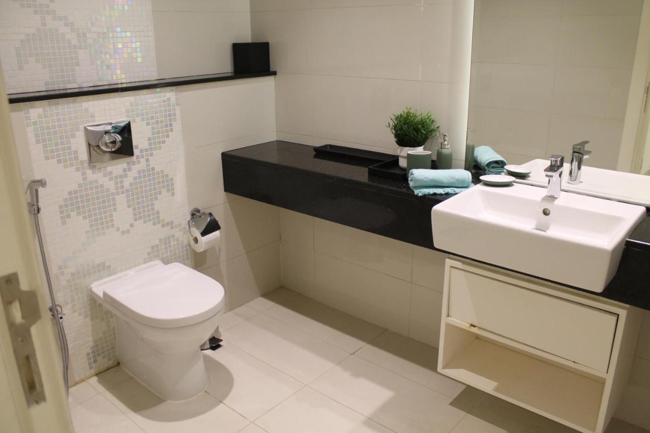 Spacious One Bedroom Close To Burj Khalifa, Mall In Business Bay شقة دبي