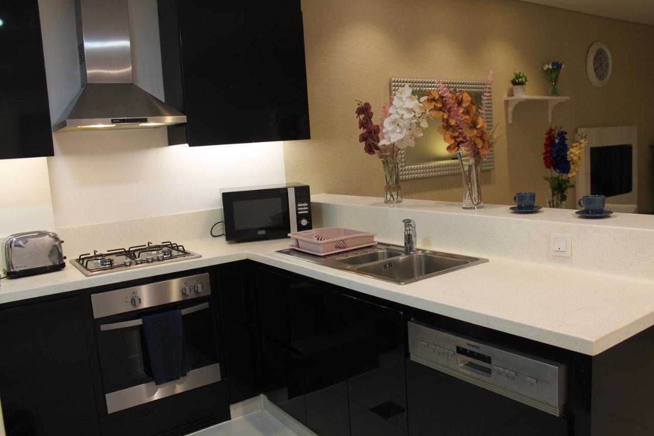 Spacious One Bedroom Close To Burj Khalifa, Mall In Business Bay شقة دبي